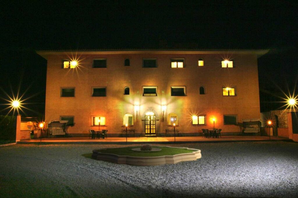 Villa Castel di Leva